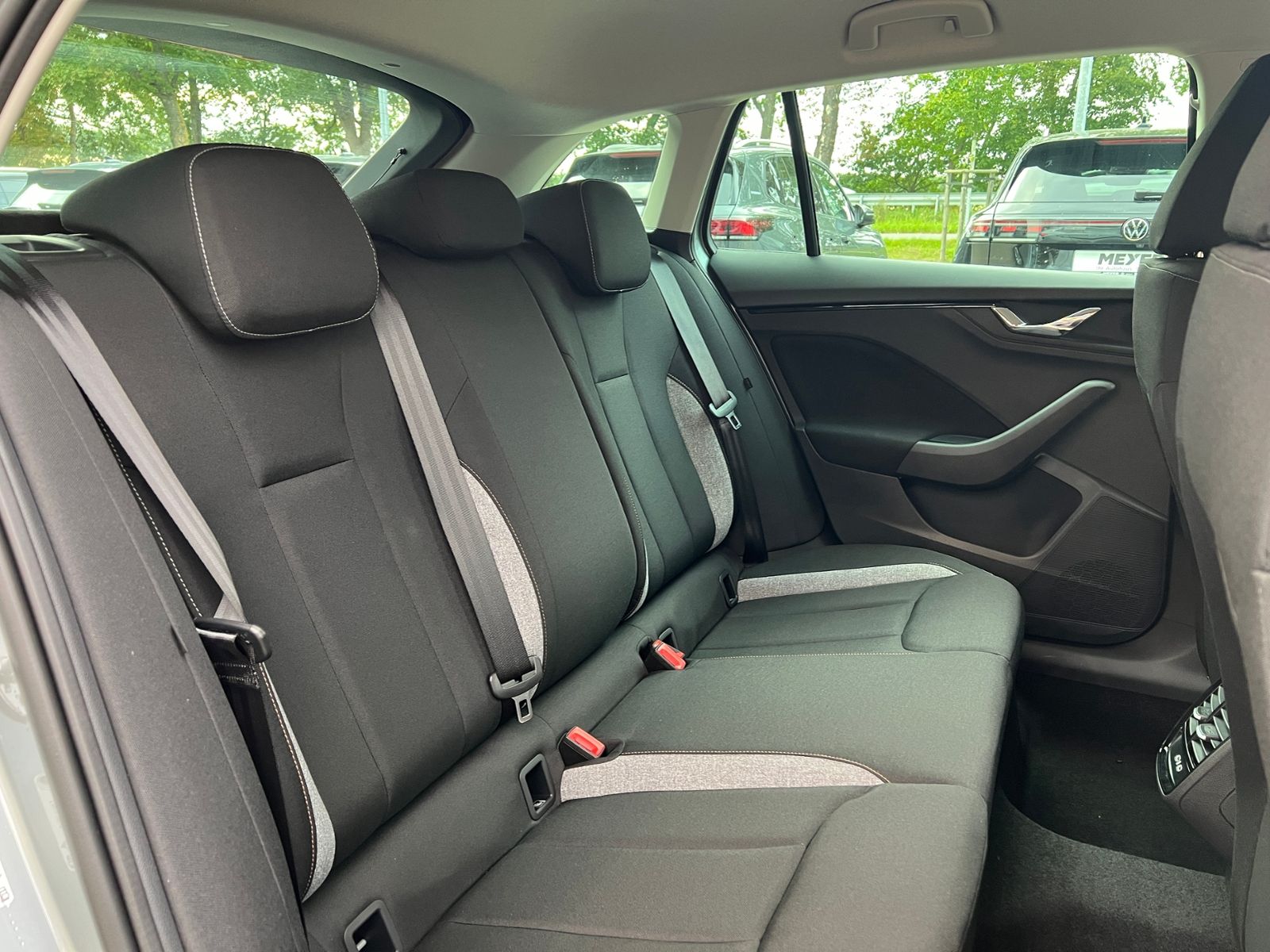 Fahrzeugabbildung SKODA Scala Selection 1.0 TSI DSG *AHK, LED, ACC, Kame