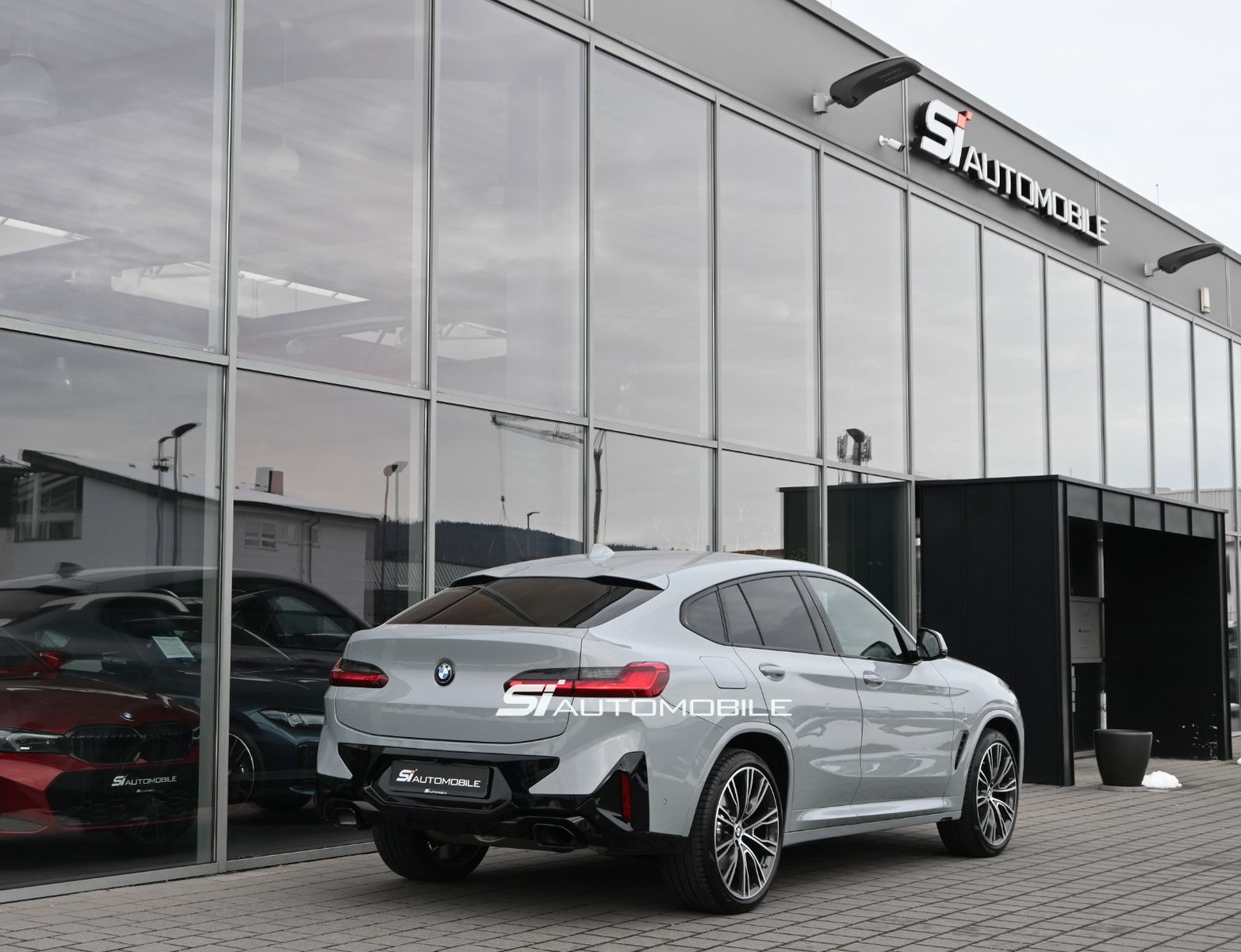 Fahrzeugabbildung BMW X4 xDr30d M SPORT °UVP 96.290€°AHK°M-SITZ°STHZG°