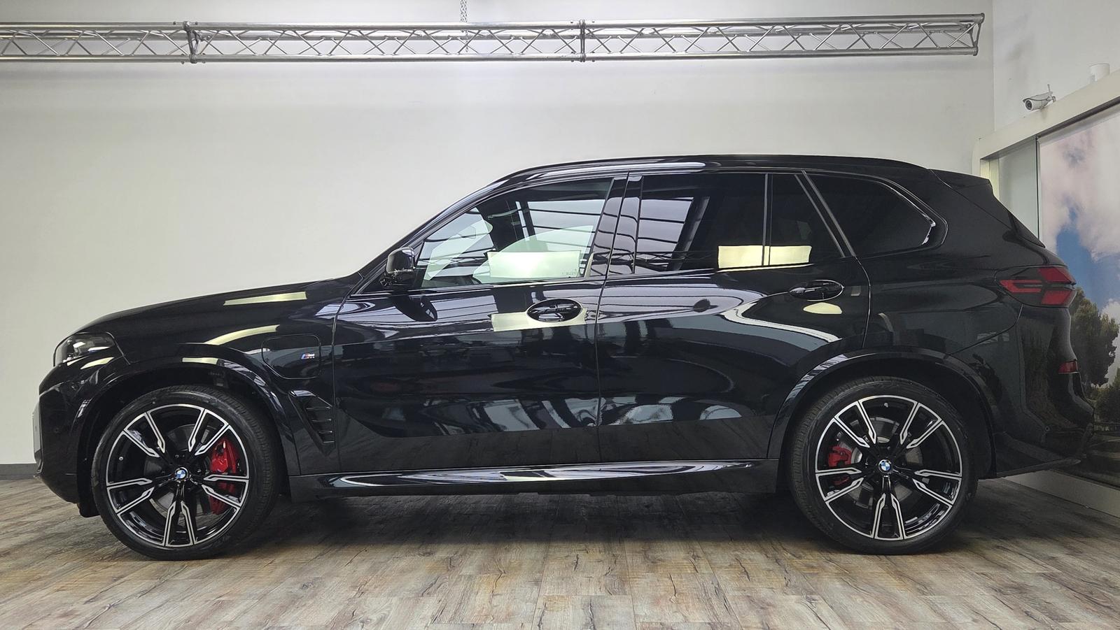 BMW X5 xDr50e M Sport Pro 22Zoll Sitzlüft. ACC AHK