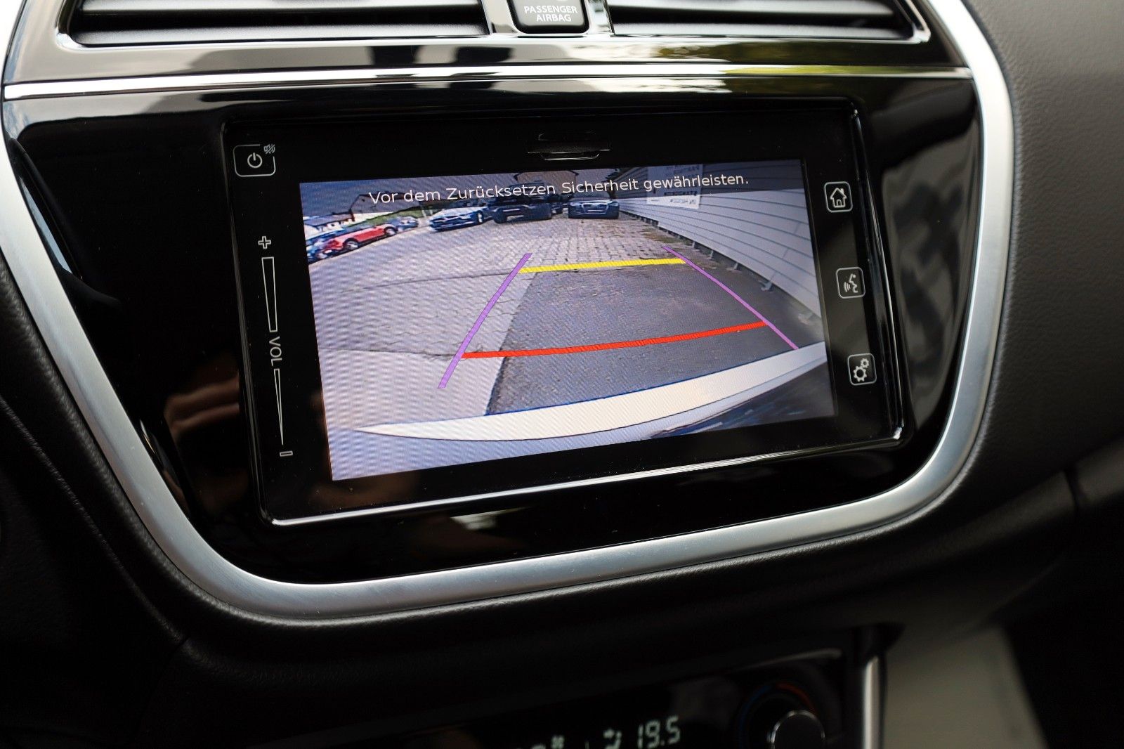 Fahrzeugabbildung Suzuki SX4 S-Cross Comfort LED,SH,PDC,ACC,Apple Car