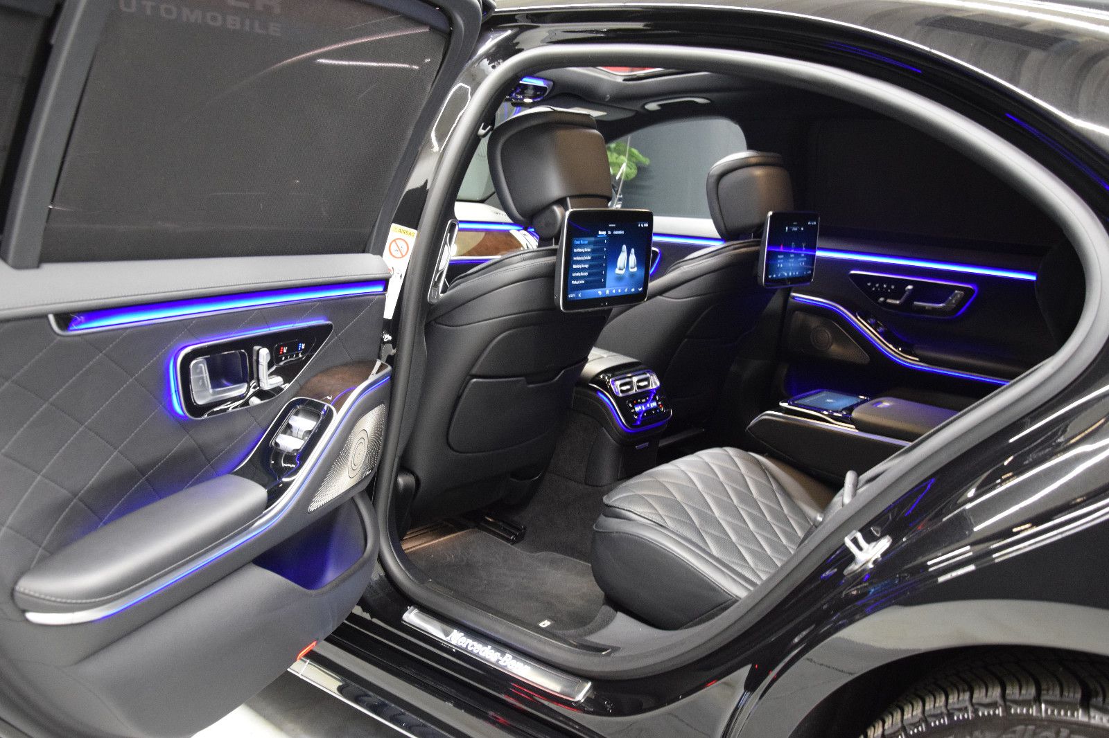 Fahrzeugabbildung Mercedes-Benz S 400 d 4Matic Lang AMG Pano TV Burmester HeadUp