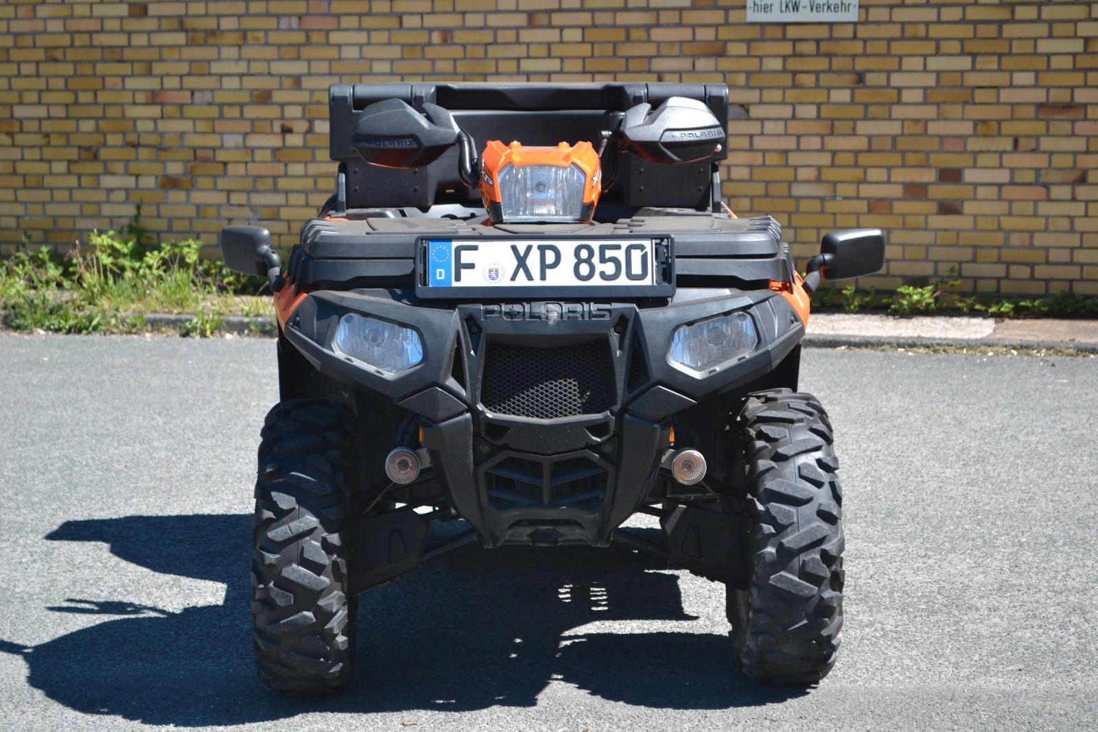 Polaris Sportsman 2011 — rear view