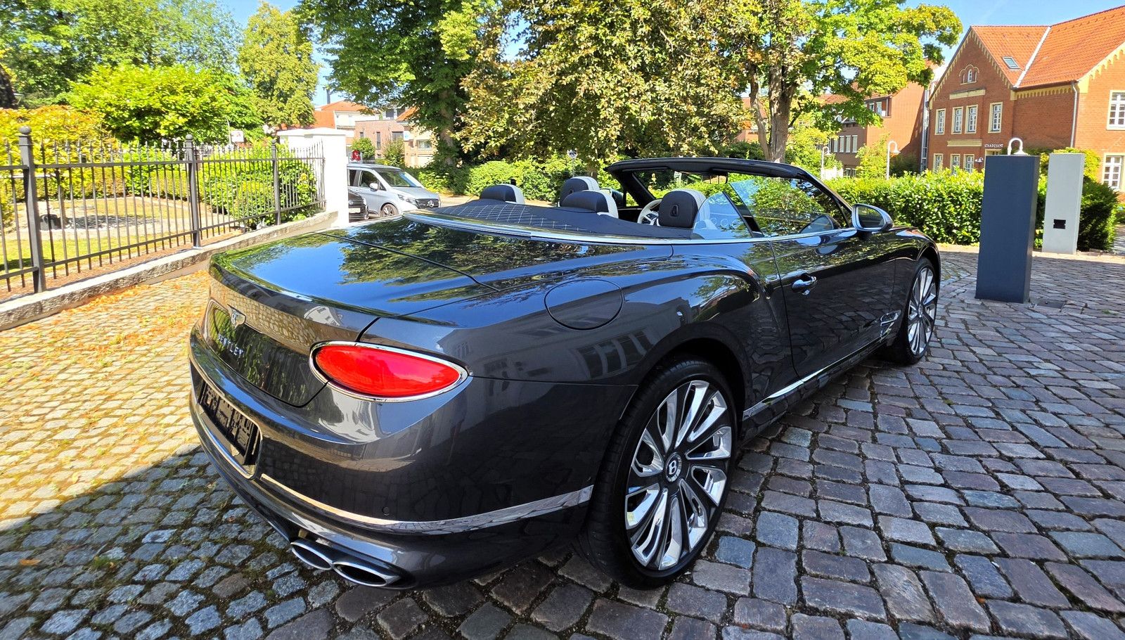 Bentley GTC Mulliner V8 NAIM ROTATING u.v.m. foto 8