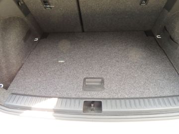 Fotografie des Seat Arona FR Beats Fast Lane 1.0 81kw DSG AHK Navi