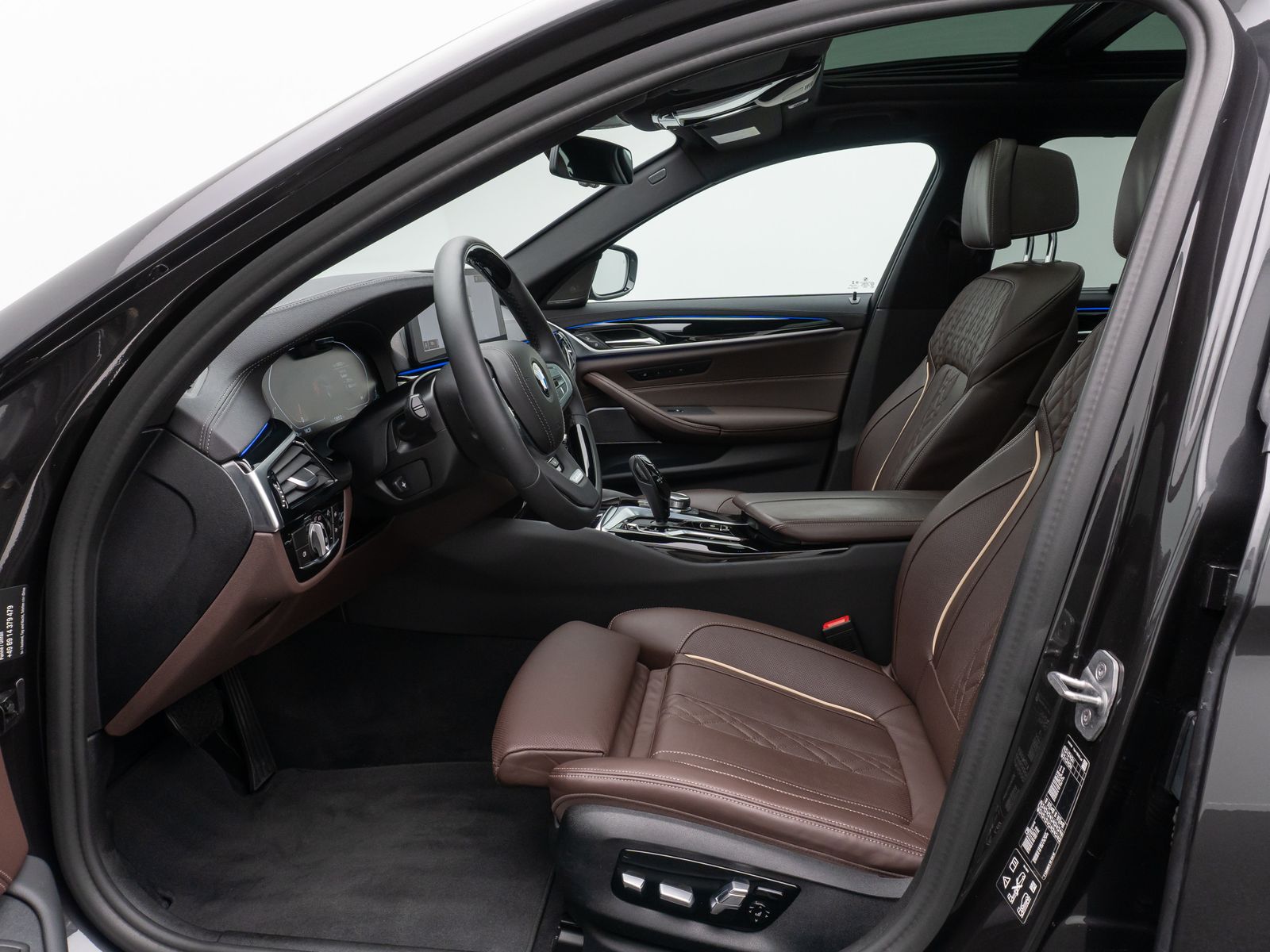 Fahrzeugabbildung BMW 540d xD Panorama Massage DAB H/K HUD AHK 20Zoll