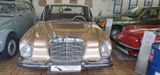 Mercedes-Benz 280 SE 3.5 l 8 Zylinder - Mercedes-Benz 280 mit Benzin-Antrieb: 2.8