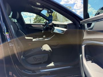 Audi A6 - 8