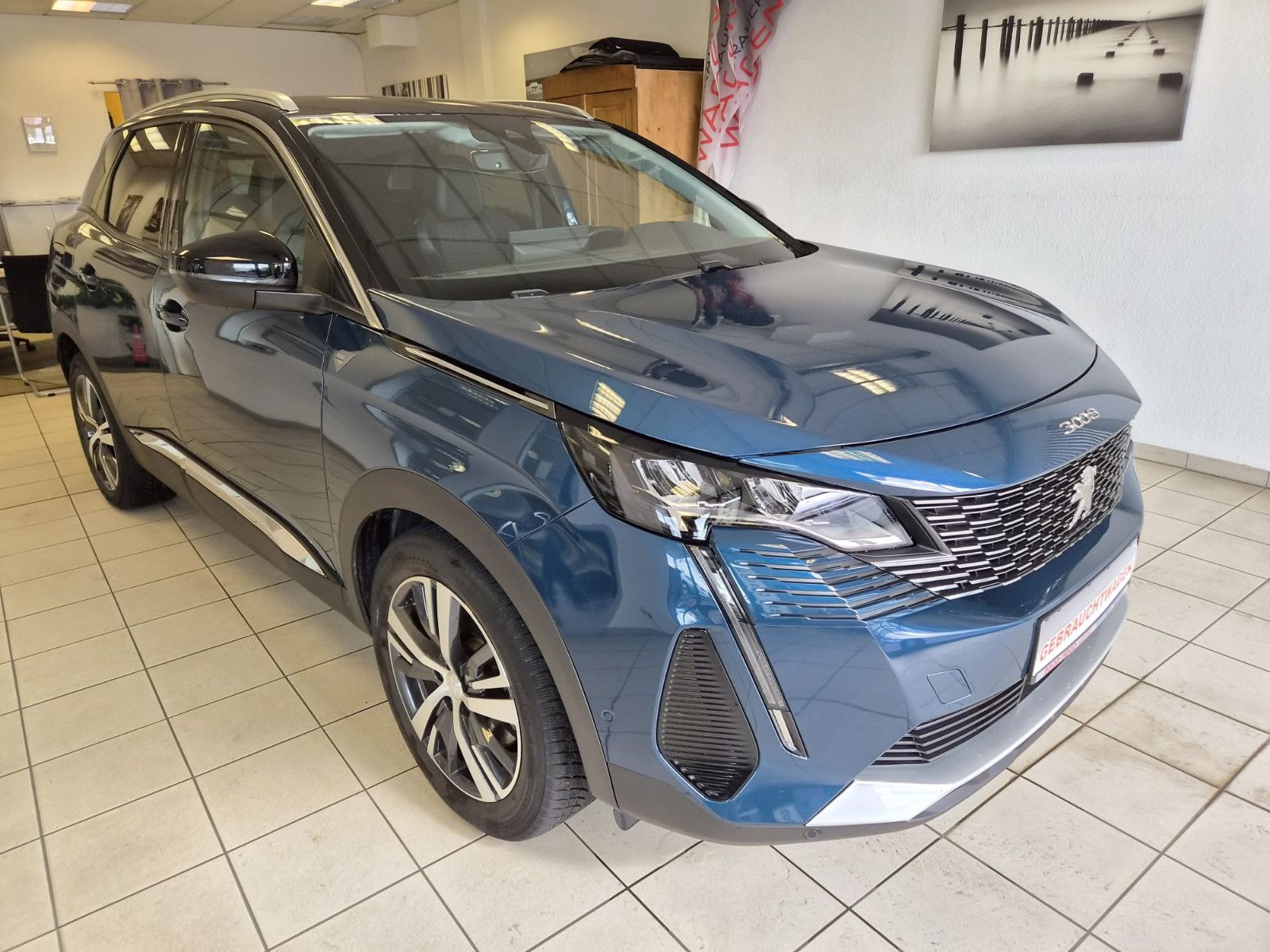 Fahrzeugabbildung Peugeot 3008 Hybrid 225 Roadtrip / LED/KAMERA/GARANTIE