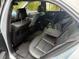 Mercedes-Benz E 300  - silberne Mercedes-Benz E 300