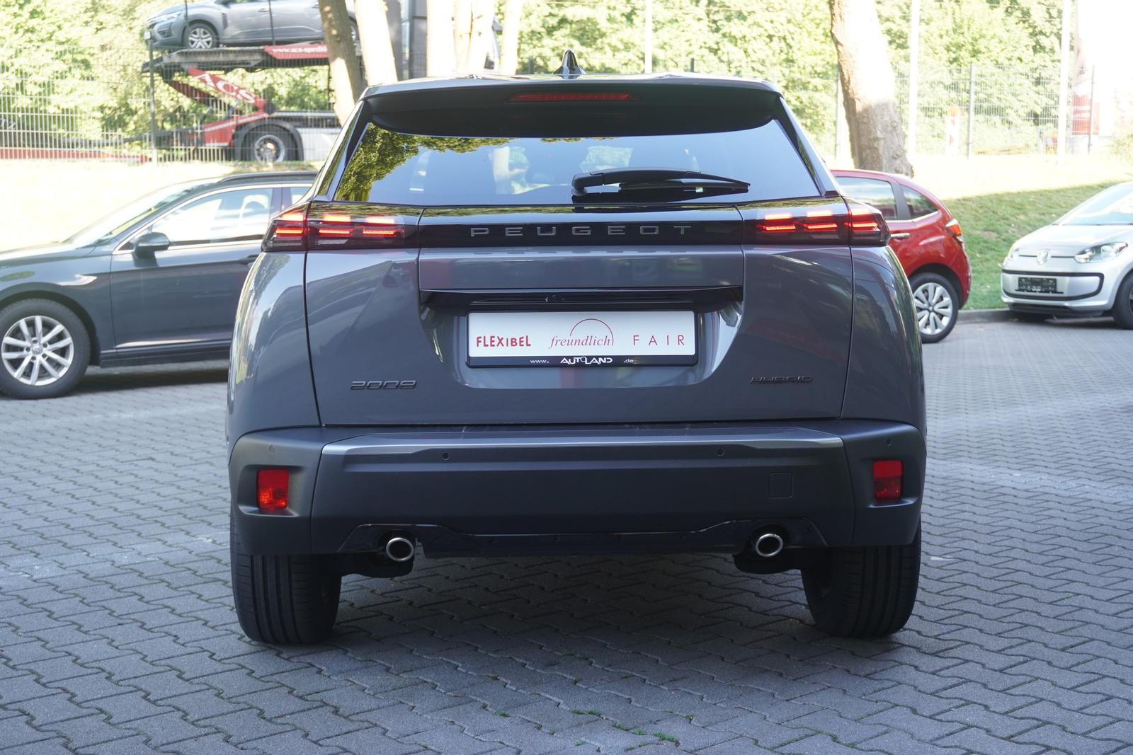 Peugeot 2008 PureTech 145 Aut. LED ACC Navi 360°