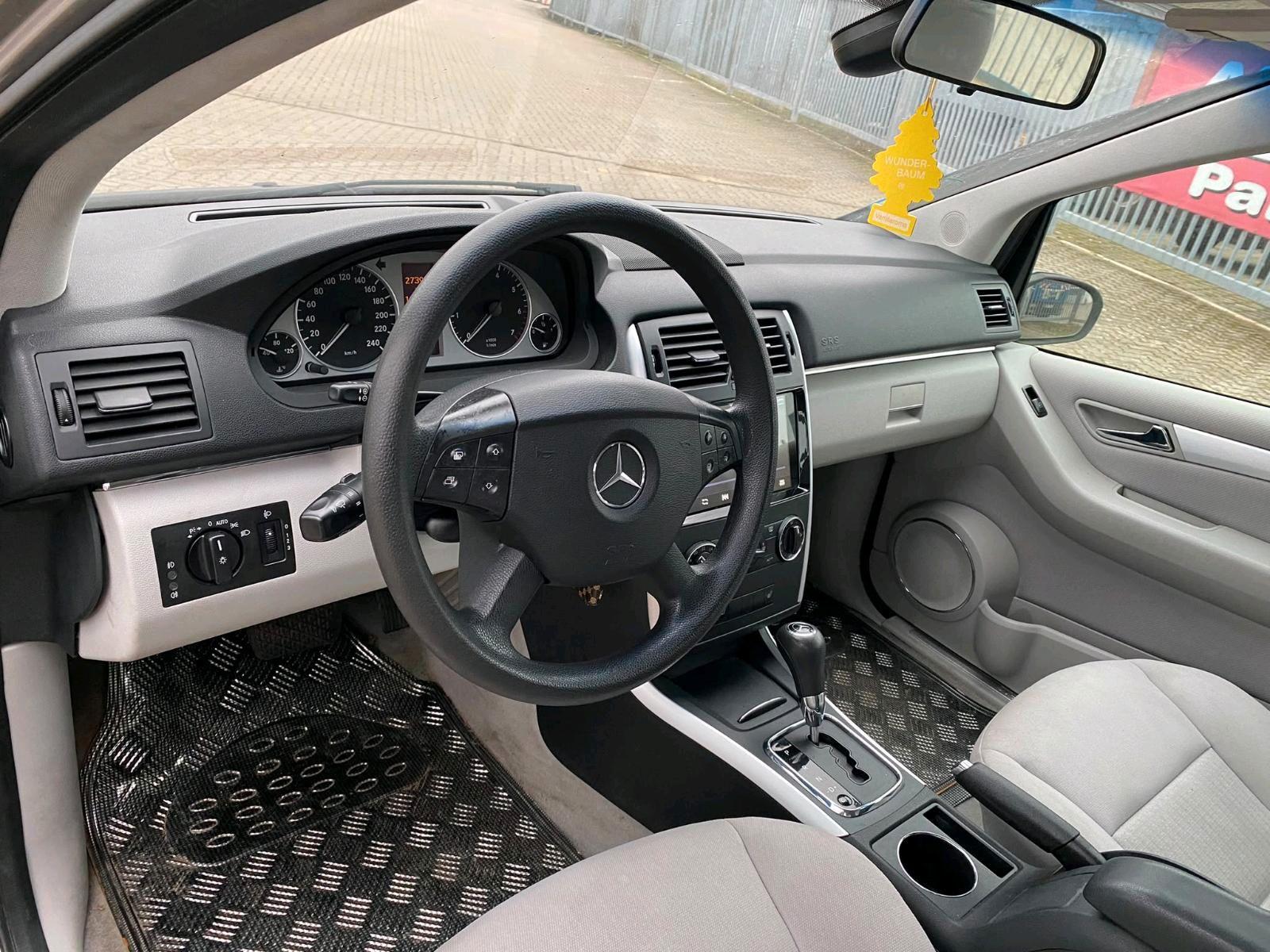 Mercedes-Benz  2006 — photo 11