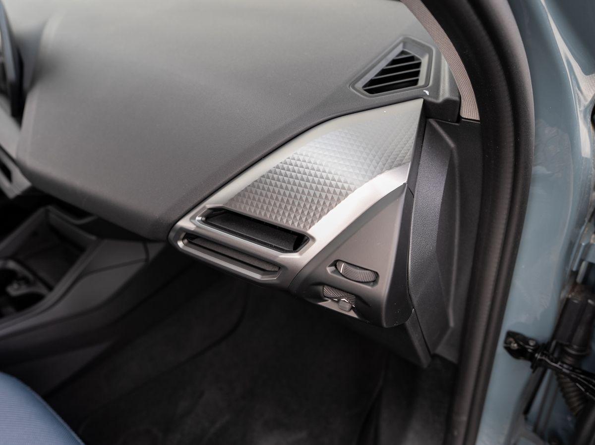 BMW 1 Series AdLED KoZg SpSitze SpieglP ParkA S-Glas 17", миниатюра 13