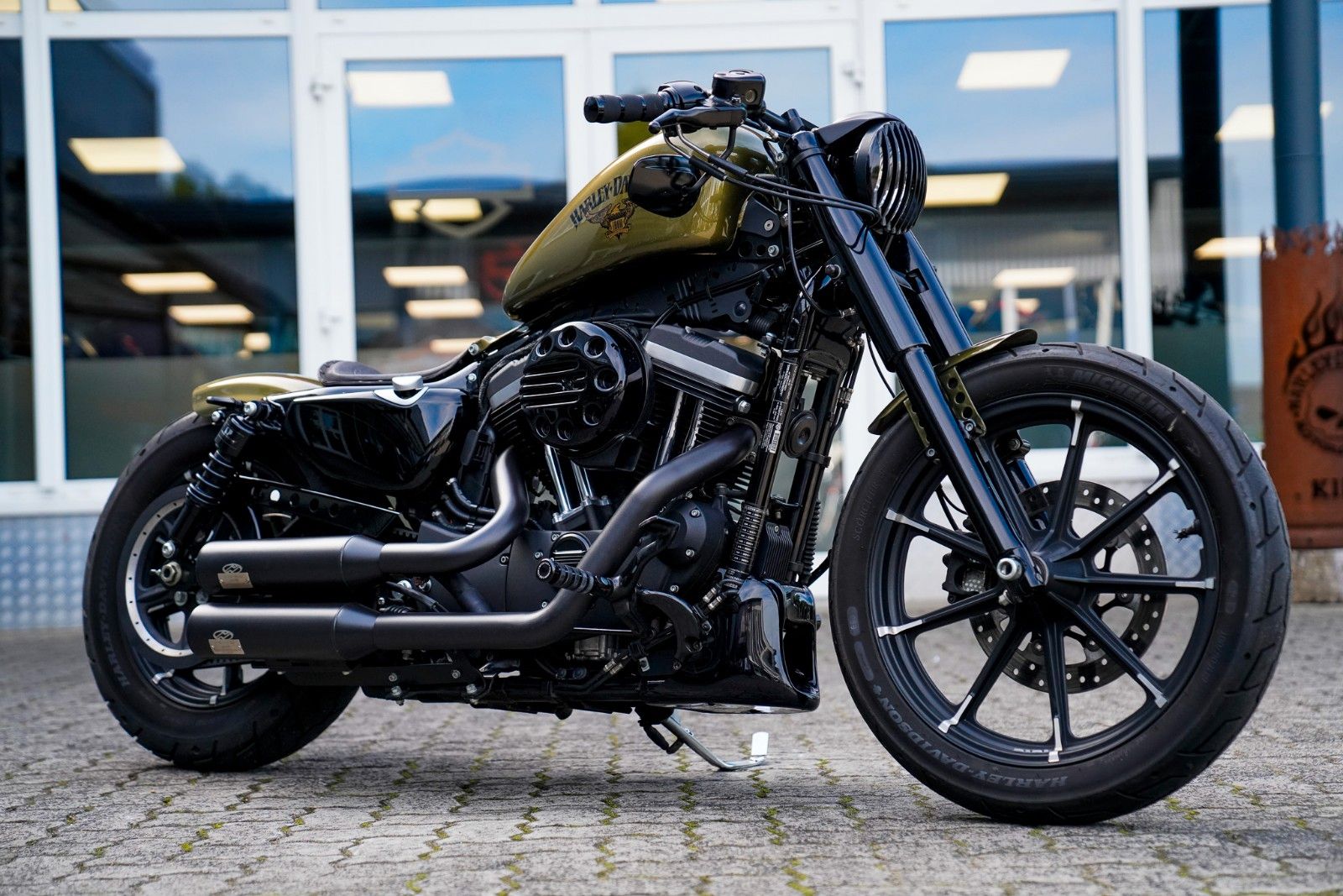 Fahrzeugabbildung Harley-Davidson SPORTSTER XL883N IRON - Jekill - Kurzes Heck -