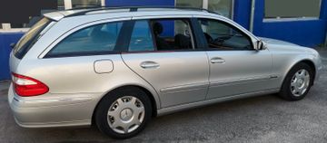 Mercedes E 220 - 5