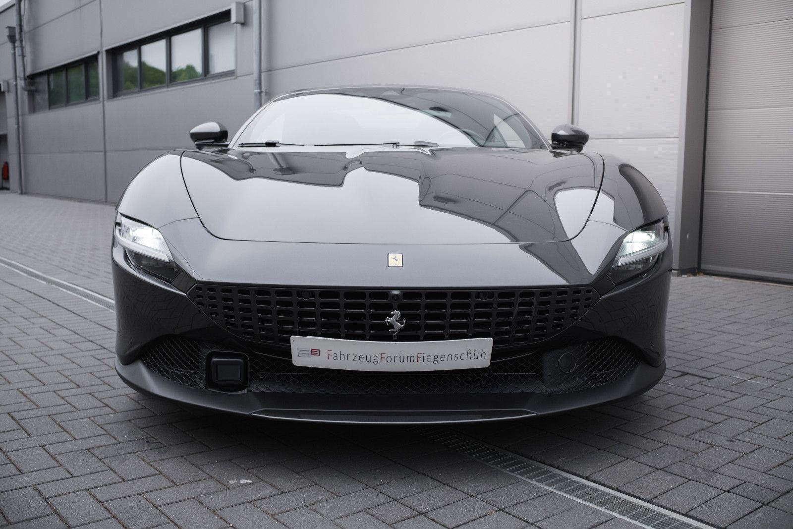Fahrzeugabbildung Ferrari Roma Spider