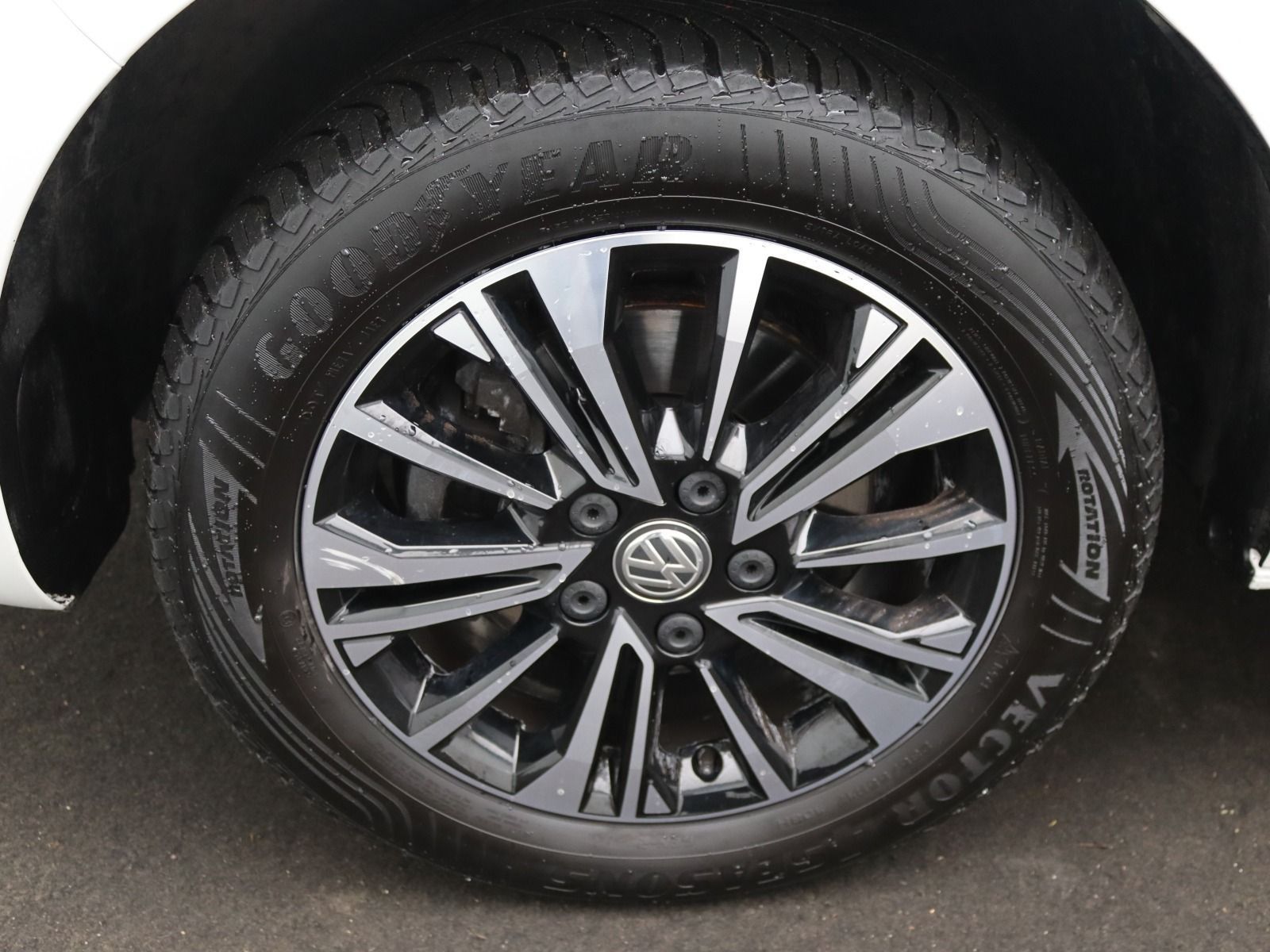 Volkswagen T6 California - Bild 15