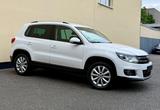 Volkswagen Tiguan Sport & Style 4Motion 2.0 TDI KAM AHK PDC - Volkswagen Tiguan aus 2011: TDI