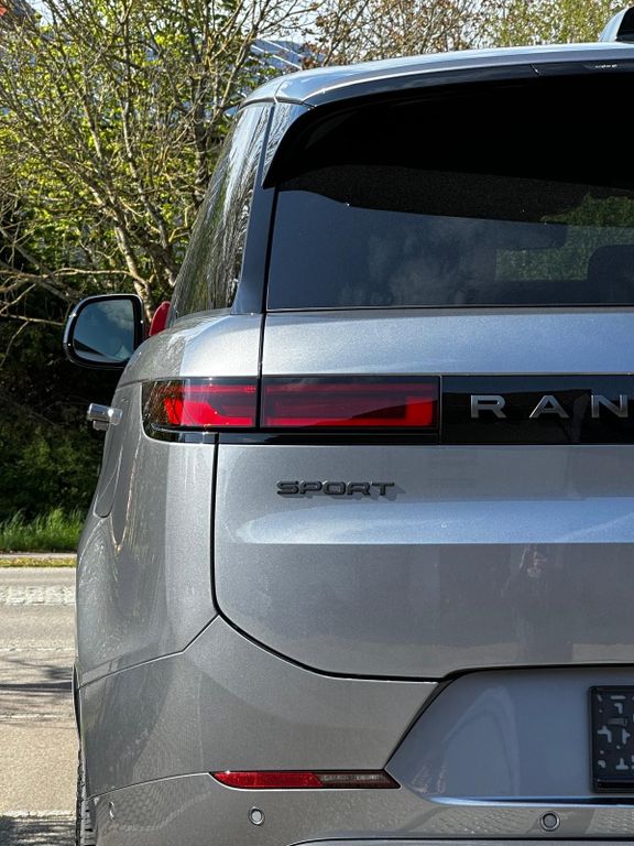 Land Rover Range Rover Sport 3.0 P460e PHEV AWD DYNAMIC...