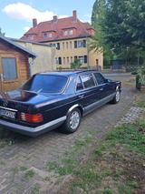 Mercedes-Benz SEL 560 - blaue Mercedes-Benz SL 560