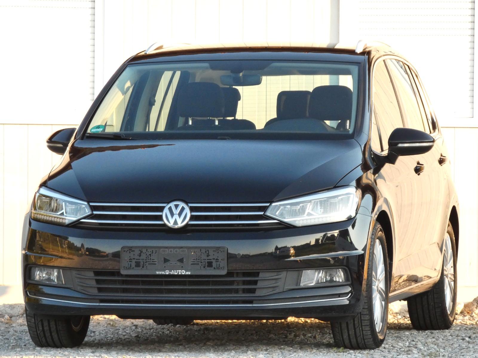 Volkswagen Touran Highline 2.0 tdi DSG LED/KAMERA/ALCANTARA