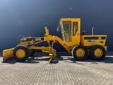 Mitsubishi MG 230*BJ 1996/4.300H/Front und Mittelschild*