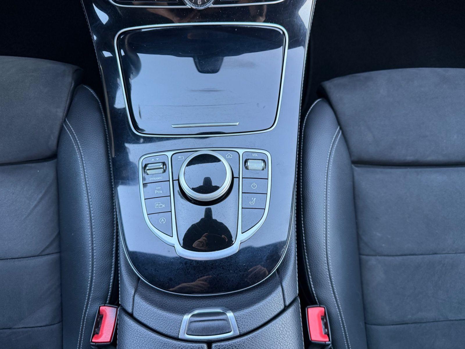Mercedes-Benz E 220 E T-Modell E 220 d/LED/AHK/AMBIENTE/