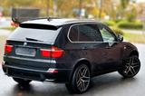 BMW X5 xDriv50i MSport 21' HuD Softcl. ACC  360° Nav - aus 2011: Geländewagen