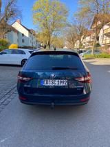 Skoda Superb 2.0 TDI SCR 140kW DSG 4x4 L&K Combi L&K - Skoda Superb mit Diesel-Antrieb: Allradantrieb, Kombi, 2.0