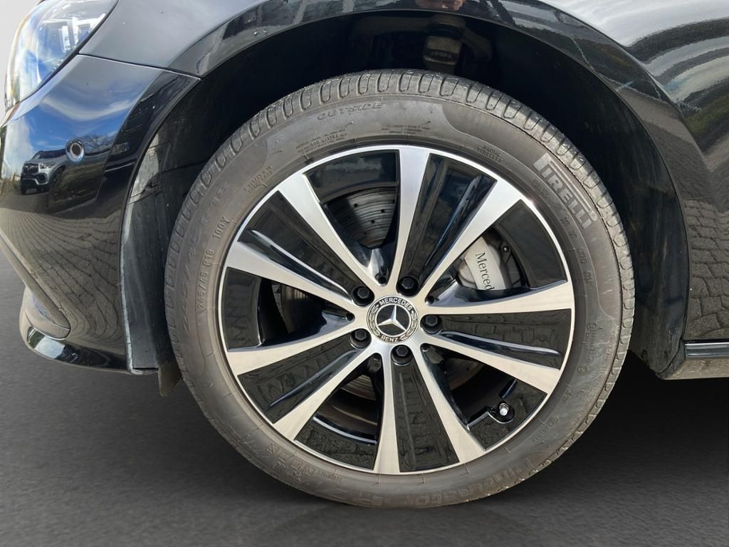 Fahrzeugabbildung Mercedes-Benz E 300 de 4MATIC T-Modell Night Paket*AHK*HUD*360