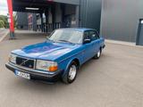 Volvo 240 Limousine TOP Zustand - Volvo 240 mit Benzin-Antrieb