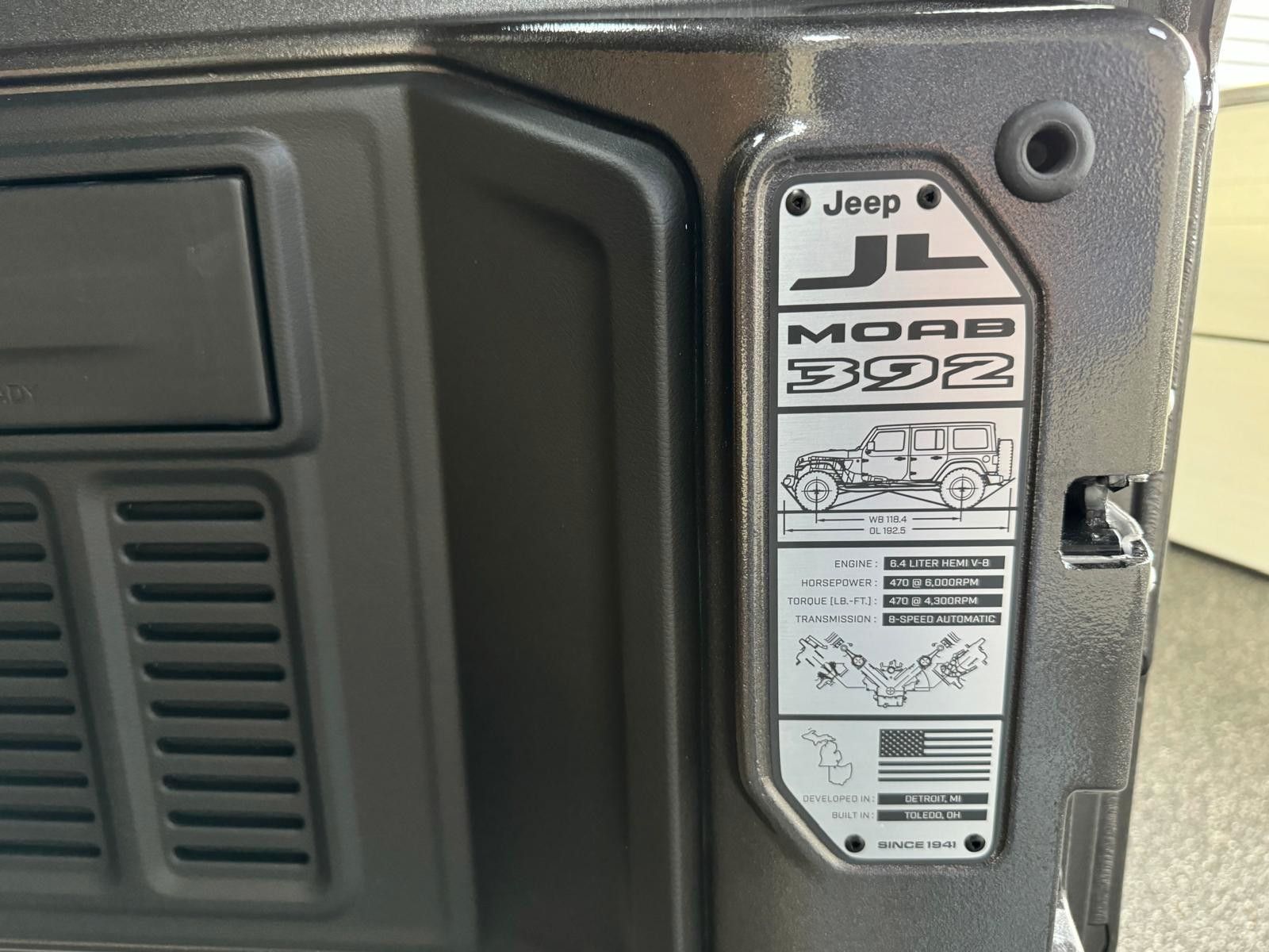 Fahrzeugabbildung Jeep 2026 MOAB 392-6.4L HEMI V8-DUAL TOP