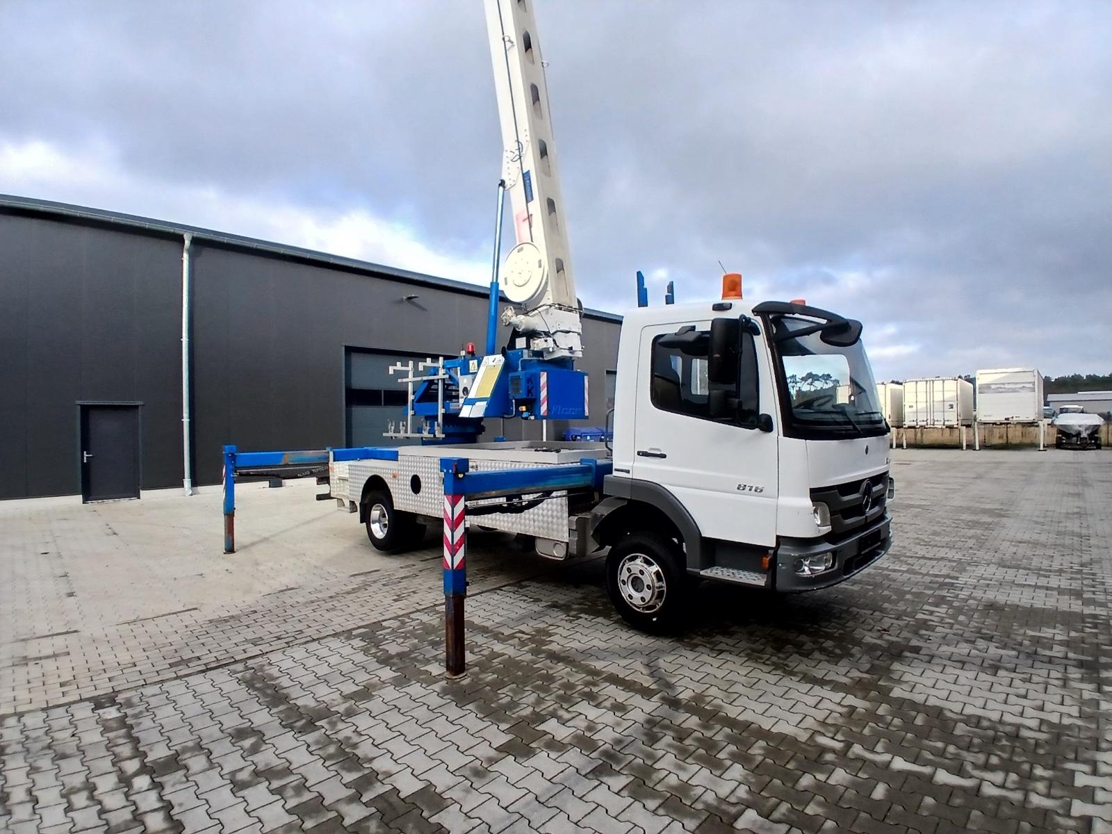 Mercedes-Benz Mercedes mit Klaas Kran K29/35 TS kein Böcker