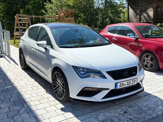 SEAT Leon 1.8 TSI 132kW Start&amp;Stop FR FR