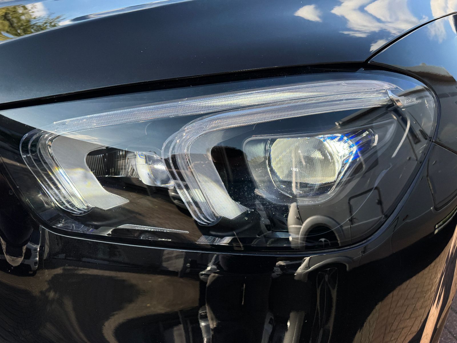 Fahrzeugabbildung Mercedes-Benz GLE 400 d Coupe AMG LINE PANO AIRMATIC 21 ZOLL