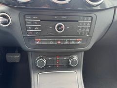 MERCEDES-BENZ B 200d Autom.*XENON*NAVI* MERCEDES-BENZ B 200d Autom.*XENON*NAVI*
