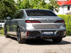 BMW 740 – 4 / 35