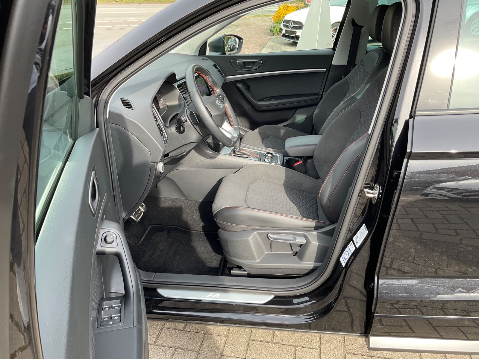 Fahrzeugabbildung SEAT Ateca 2.0 TDI DSG,FR,Kamera,VirtualDisplay