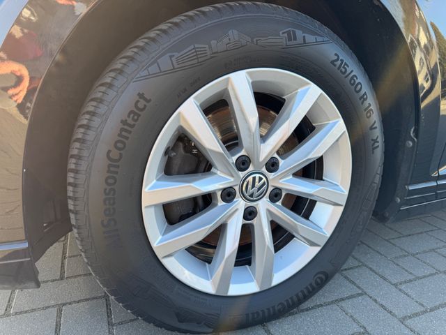 Volkswagen Passat  Lim. Business