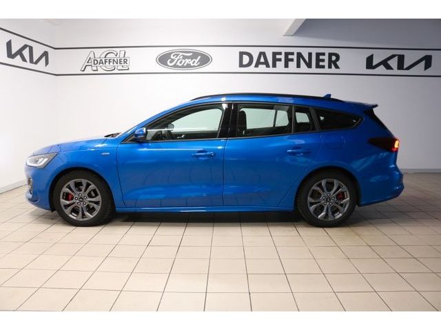 Fahrzeugabbildung Ford Focus Turnier ST-Line Automatik 155 PS Sync 4