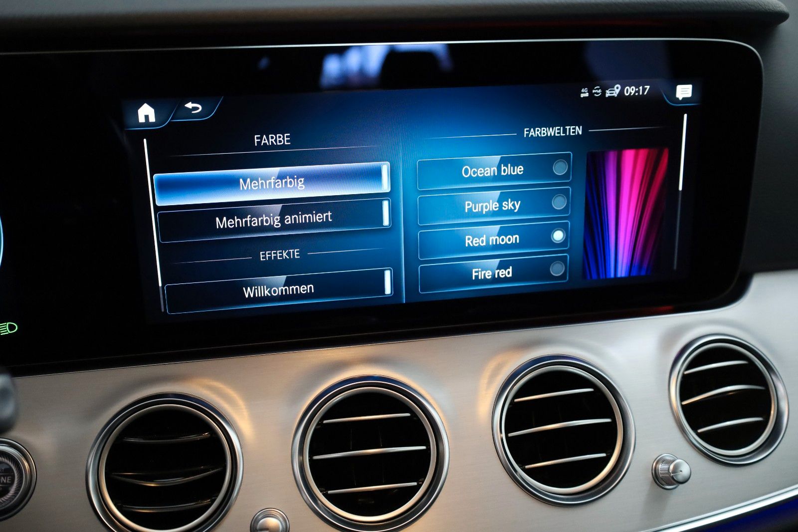 Fahrzeugabbildung Mercedes-Benz E 300 e Avantgarde Lim.,Leder,Navi,SH,Kamera,AHK