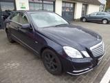 Mercedes-Benz E 220 E -Klasse Lim. E 220 CDI BlueEfficiency - Mercedes-Benz aus 2010: Klasse