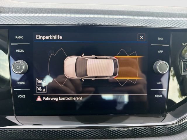 Polo LIFE 1.0 TSI PDC APP CON LED CLIMATRONIC Al