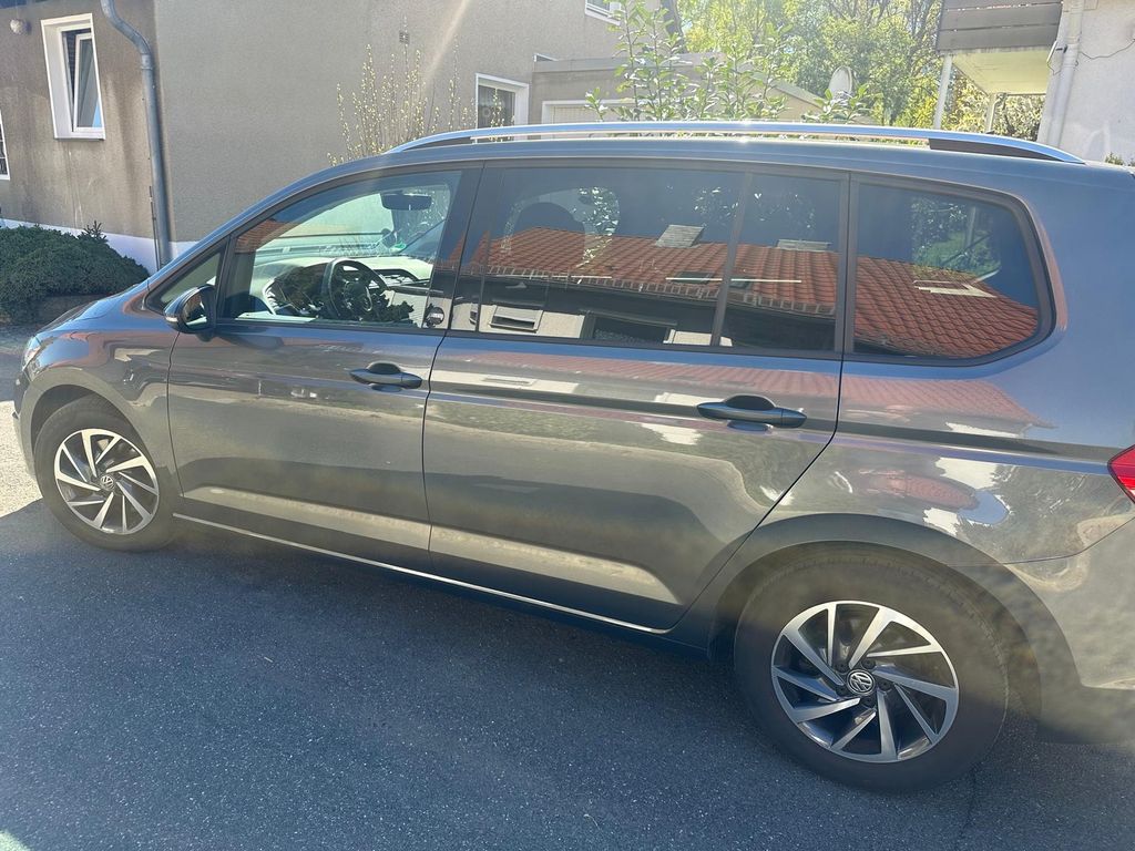 Image of Volkswagen Touran