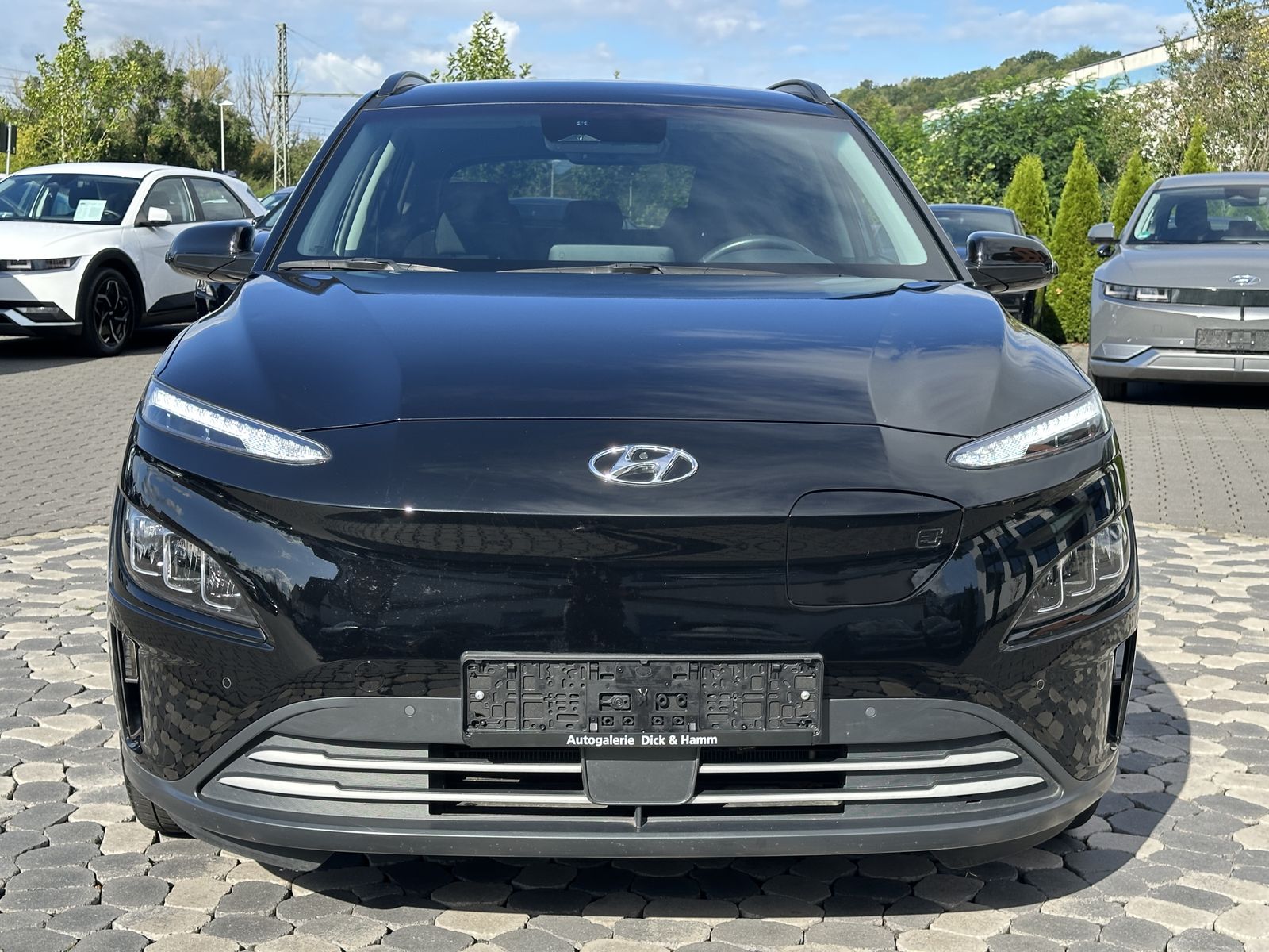 Hyundai Kona Elektro Trend LED ACC CAM NAV WÄPU AHK 64KW imagem 3