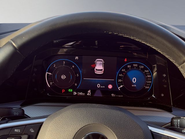 Golf VIII Active 2.0 TDI DSG SHZ NAVI ACC LED