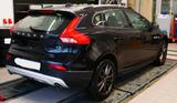 Volvo V40 Cross Country 1.5 Plus LED NAVI AHK PANOD. - Volvo Gebrauchtwagen in Halle