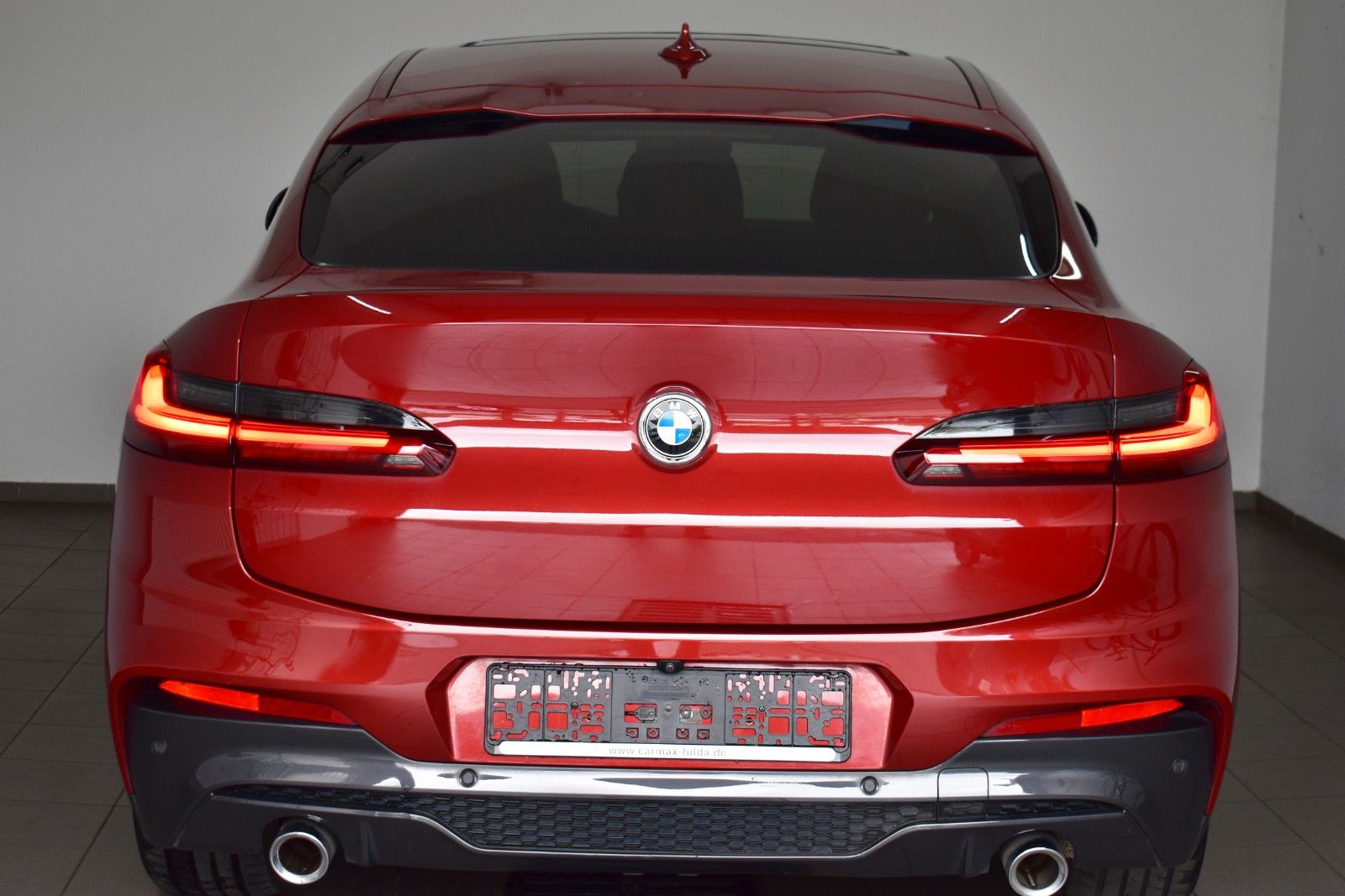 Fahrzeugabbildung BMW X4 20dA xDrive  M Sport Leder,Navi,LED,Panorama