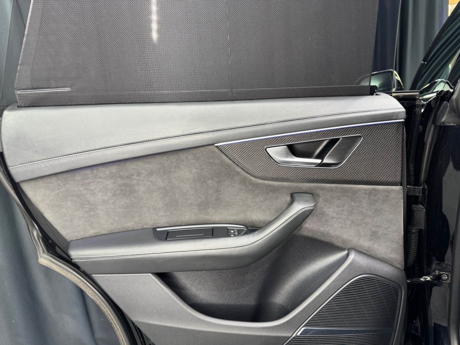 Fahrzeugabbildung Audi SQ8 4.0TDI QUATTRO|MASSAGE|B&O|CARBON|MATRIX|HuD