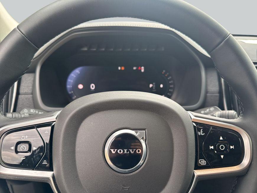 Volvo XC90 B5 B AWD Plus Bright