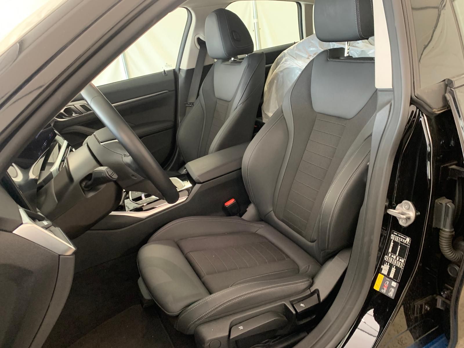 BMW i4 40 GRAN COUPE 83,9kWh ACC/KAMERA/17 ZOLL foto 5